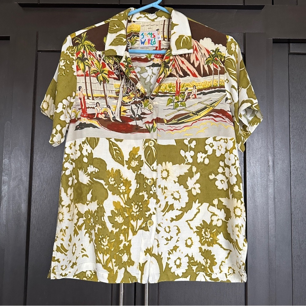 Jams World Shirt women Small Green Hawaiian Graphic